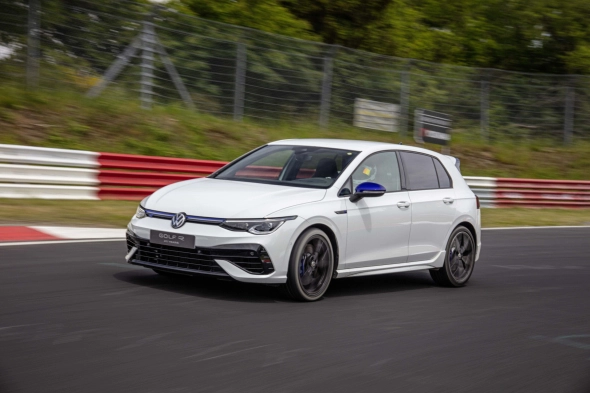 Volkswagen Golf - slide 12